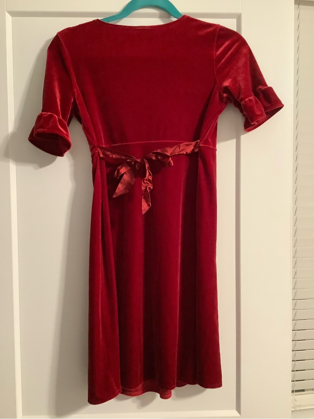 Girls' Red Velvet Midi Dress with Faux Button Front - Picture 5 of 6